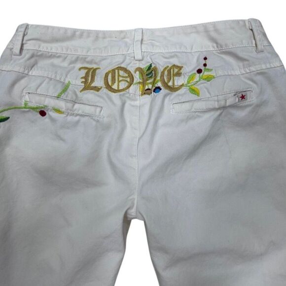 JW Los Angeles Short Capris Womens Size 4 White Low Rise Embroidered Floral Love - Picture 7 of 12